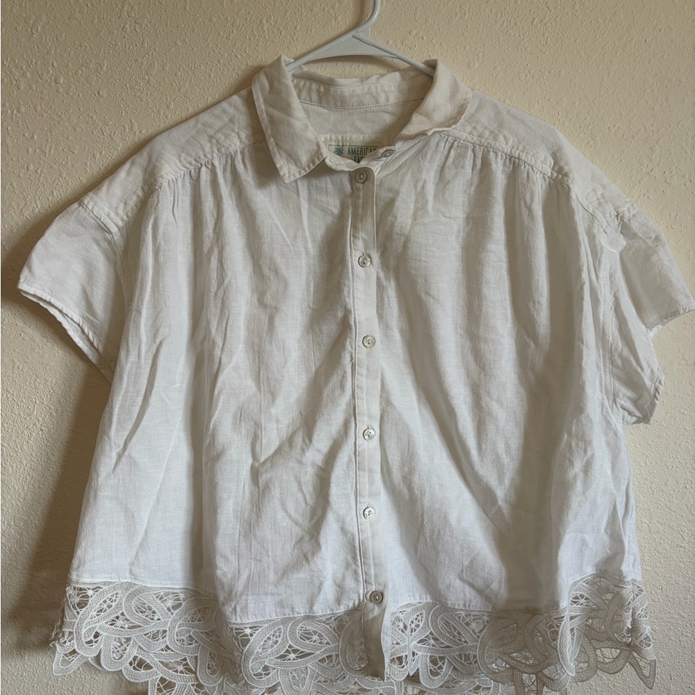 American Eagle Outfitters White Lace Hem Blouse